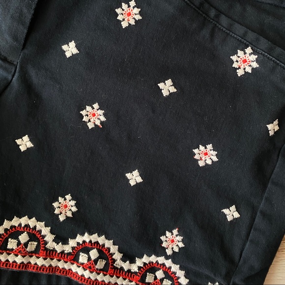 Loft navy blue shorts 4 - Picture 3 of 5